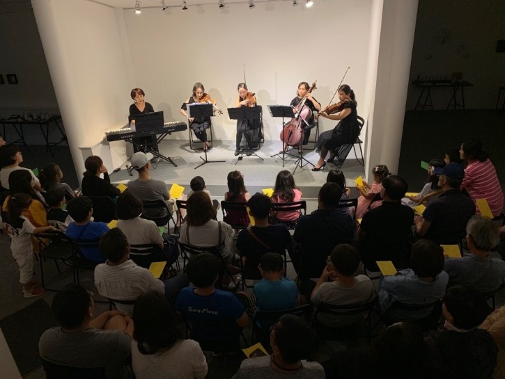 더리미미술관 이야기가 있는 음악회 공연사진.jpg